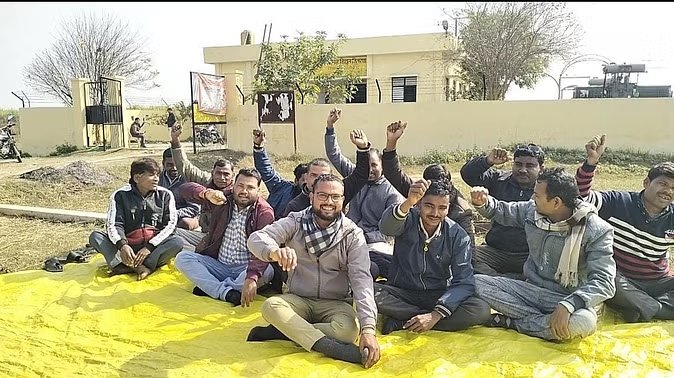 धरना-प्रदर्शन 