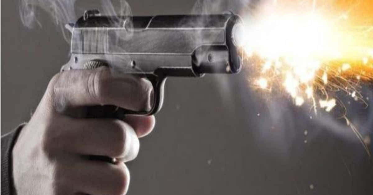 Lakhimpur Kheri News: नीमगांव में युवक को गोली मारकर फरार हुआ आरोपी, मौके से तमंचा-कारतूस बरामद